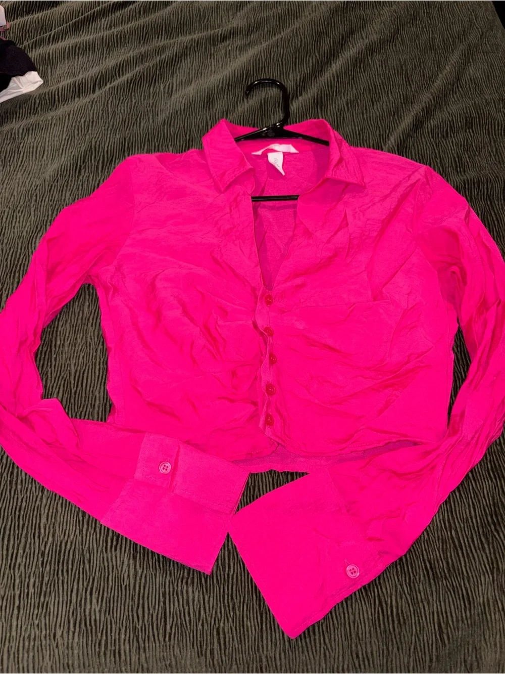 H&M Hot Pink Ruched Button-Down Collared Top - Picture 3 of 3